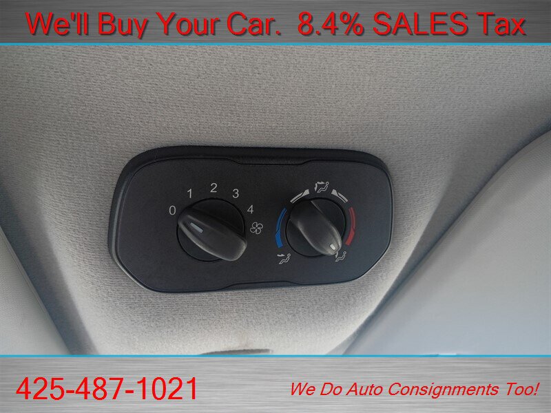 Used 2017 Ford Transit 150 XL RWD image 22