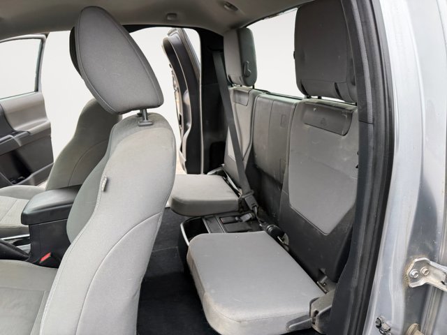 Used 2017 Toyota Tacoma SR image 11
