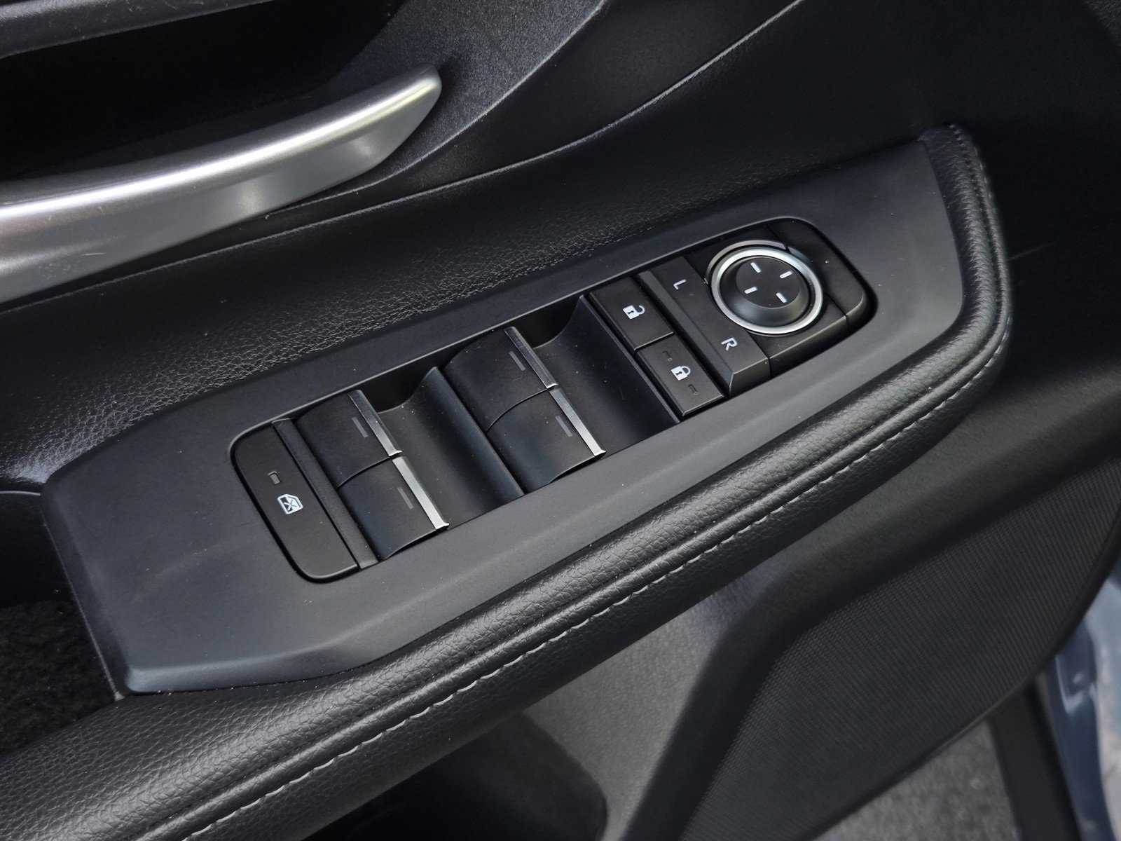 Certified 2025 Toyota Grand Highlander AWD image 10