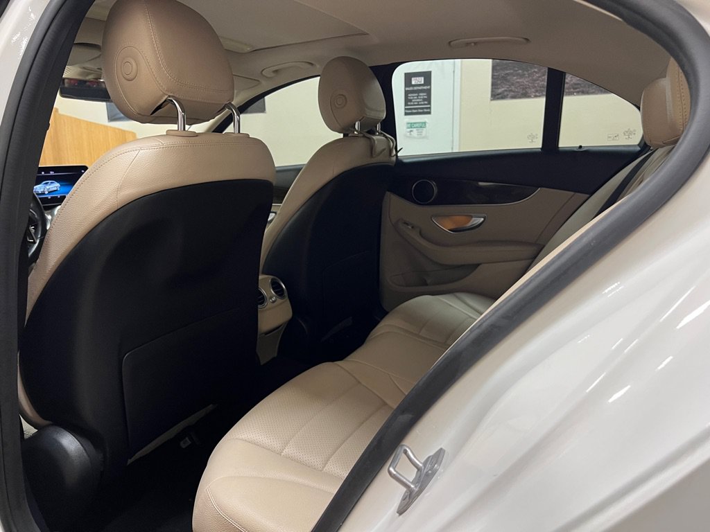 Used 2019 Mercedes-Benz C 300 Sedan image 18