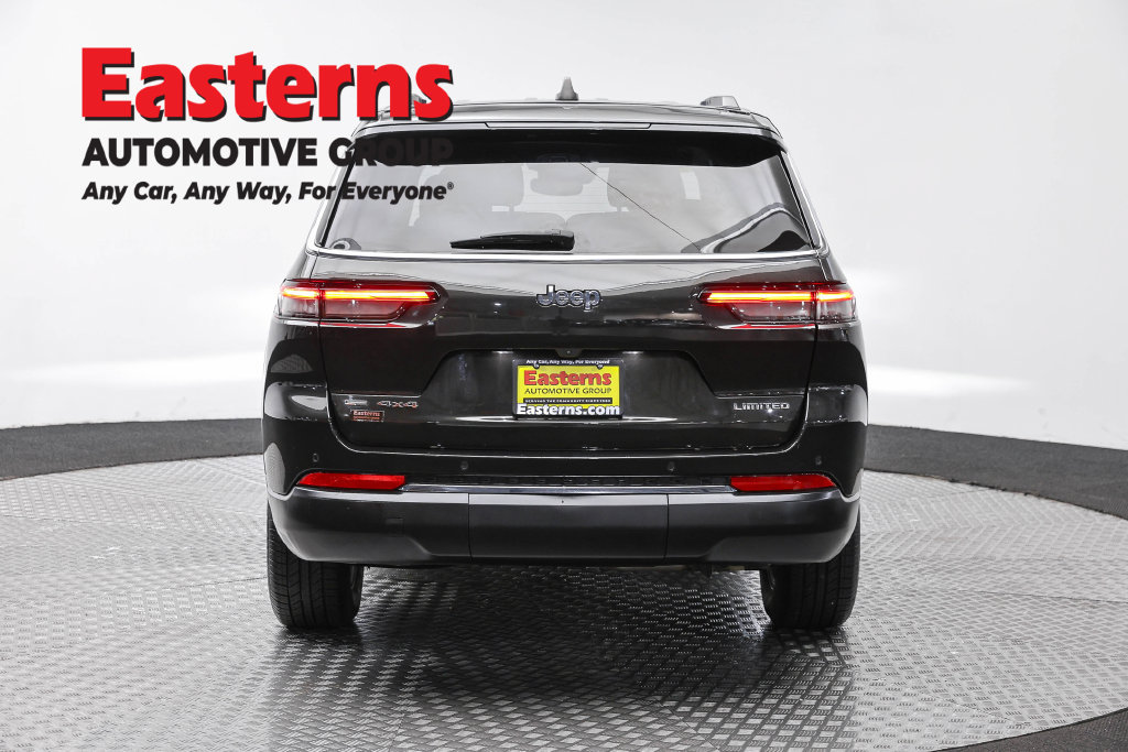 Used 2023 Jeep Grand Cherokee L Limited AWD/4WD image 8