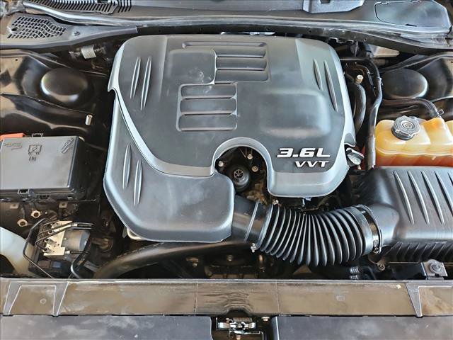Used 2018 Dodge Challenger SXT RWD image 20