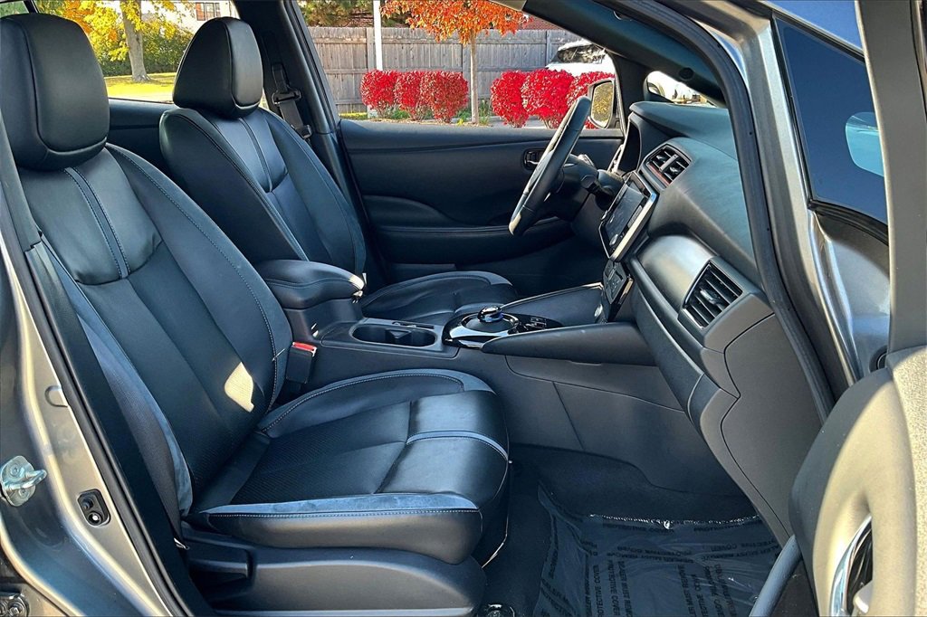 Used 2022 Nissan Leaf SL Plus image 27