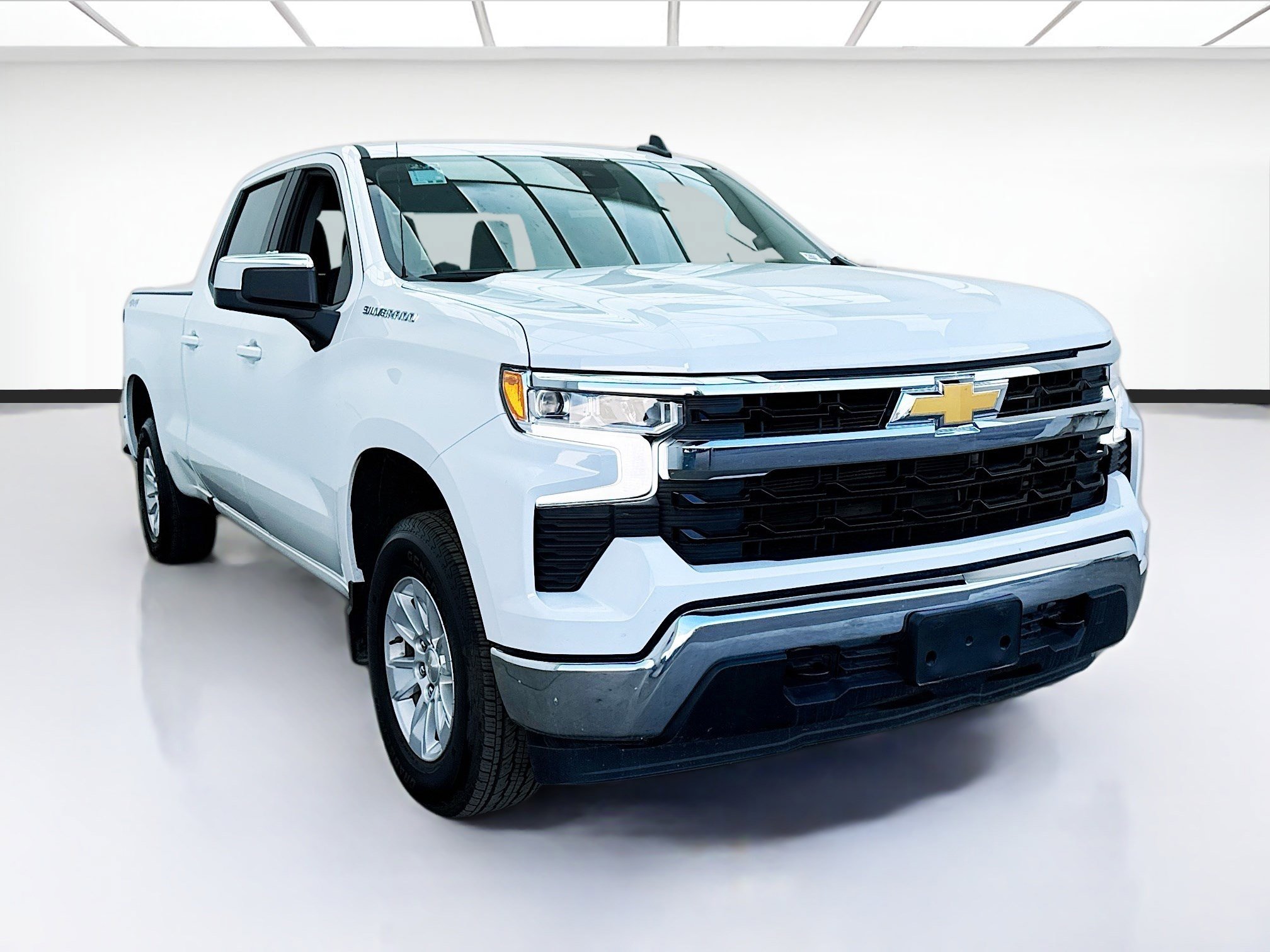 Used 2024 Chevrolet Silverado 1500 LT w/ Protection Package image 3