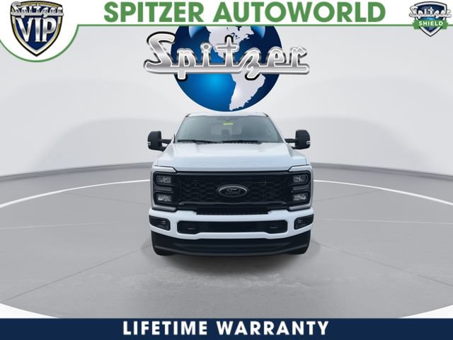 New 2026 Ford F350 XLT w/ XLT Premium Package AWD/4WD image 8