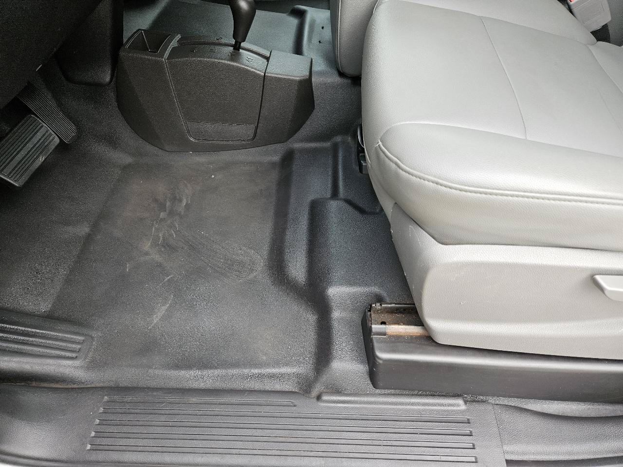 Used 2019 Chevrolet Silverado 2500 W/T AWD/4WD image 21