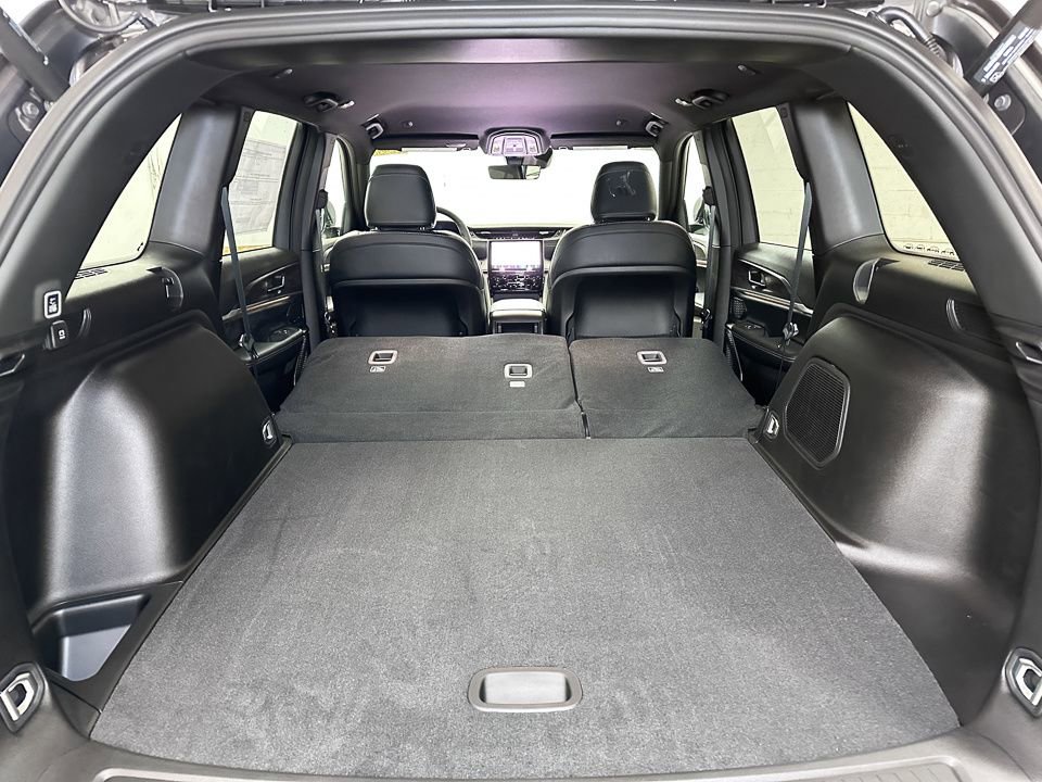 New 2025 Jeep Grand Cherokee Limited image 15