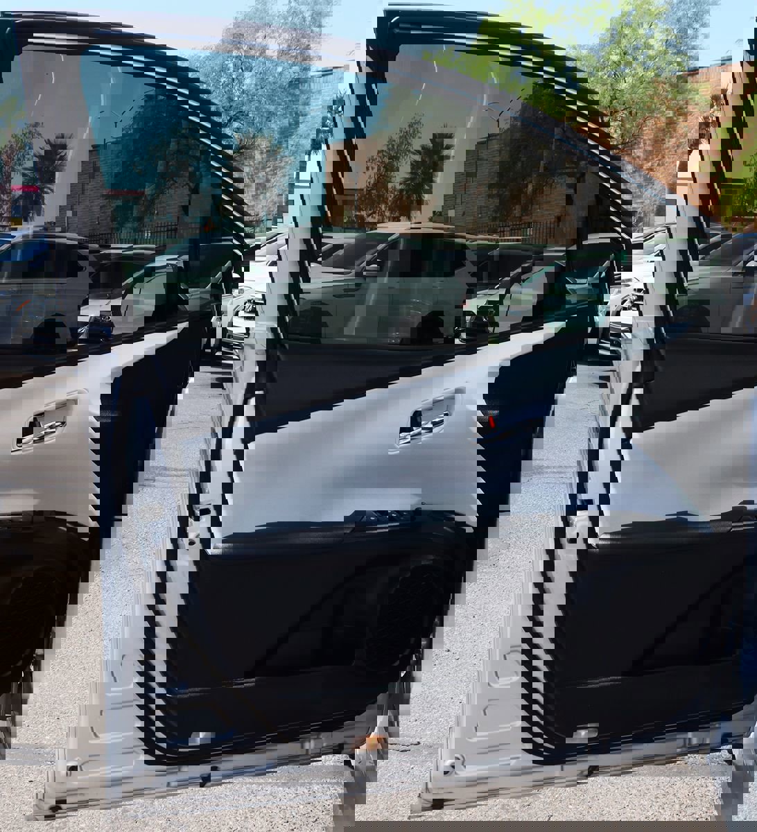 Used 2016 Toyota Prius Three Touring FWD image 36