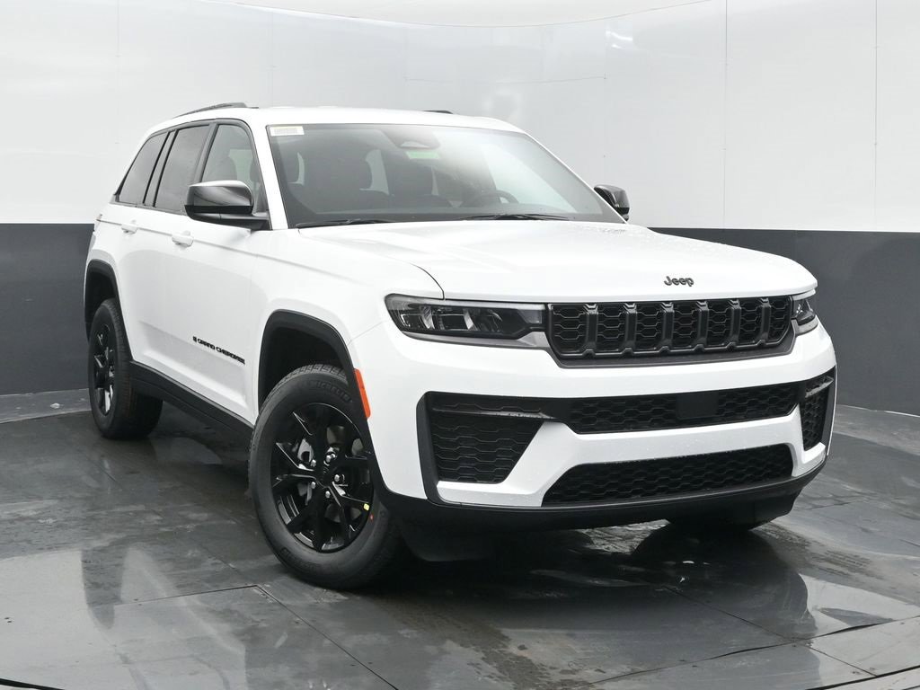 New 2026 Jeep Grand Cherokee Altitude image 2