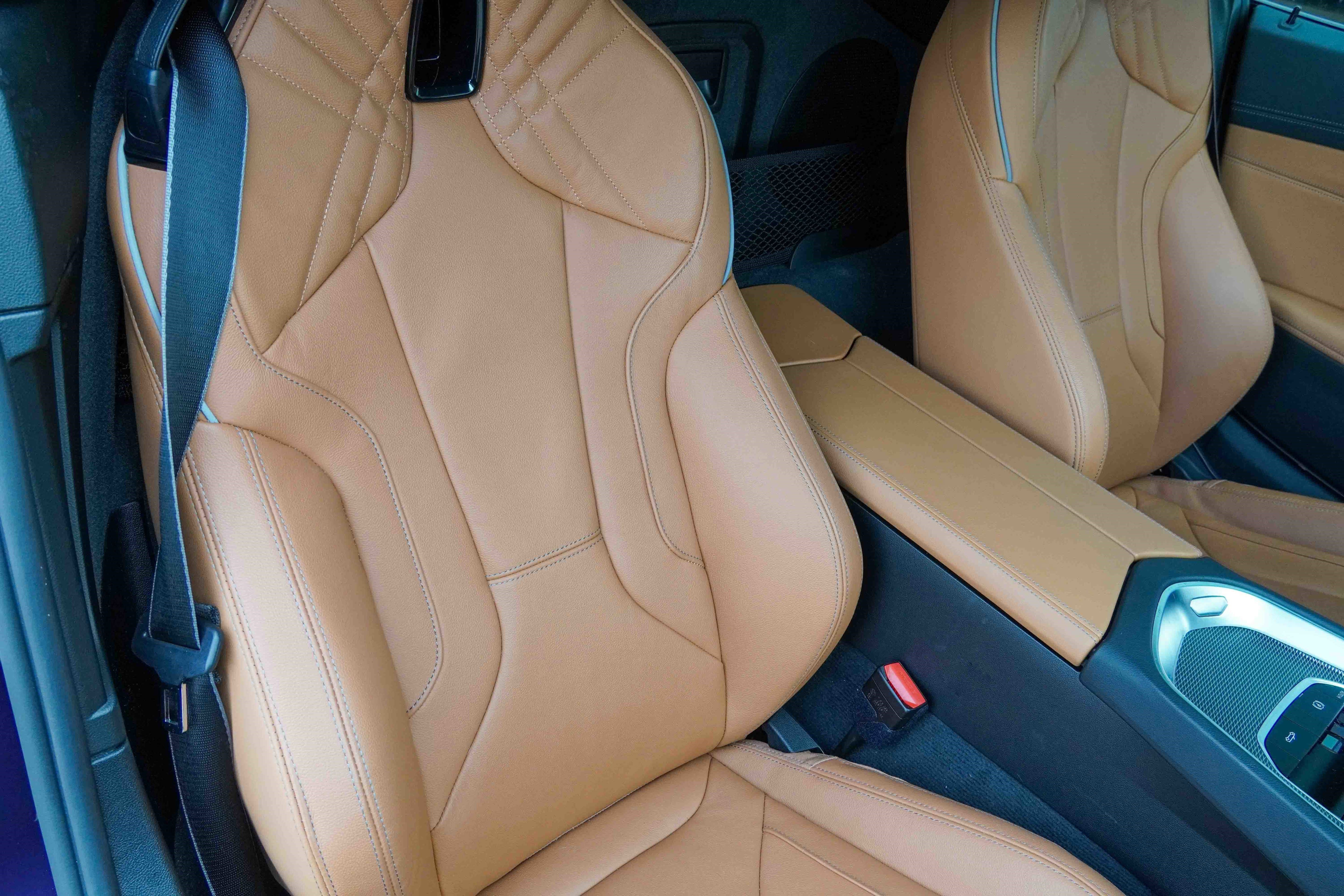 Certified 2025 BMW Z4 M40i w/ Premium Package image 13