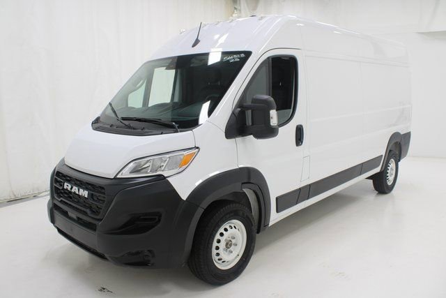 Used 2025 RAM ProMaster 2500 w/ Storage Group image 19