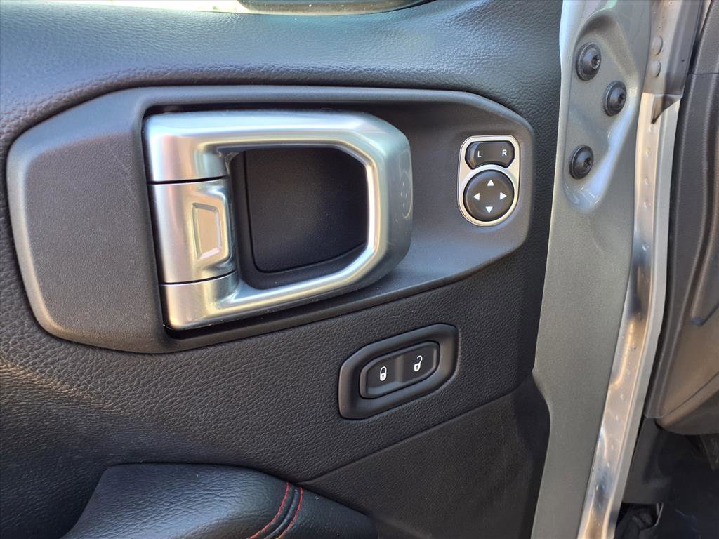 Used 2018 Jeep Wrangler Unlimited Rubicon image 10