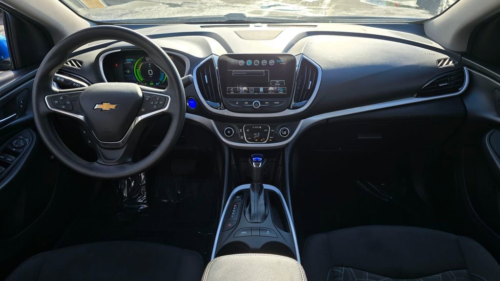Used 2018 Chevrolet Volt LT image 18