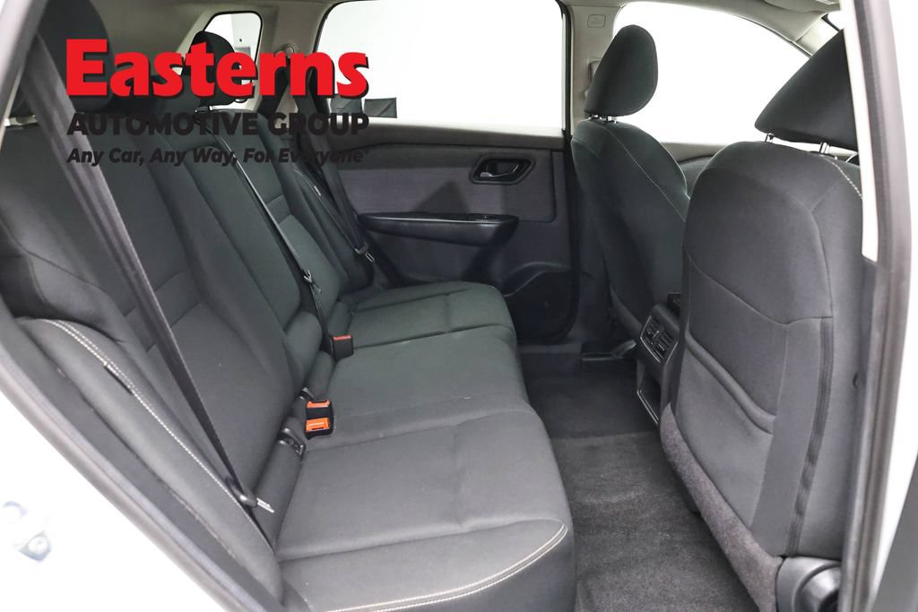 Used 2023 Nissan Rogue S AWD/4WD image 24