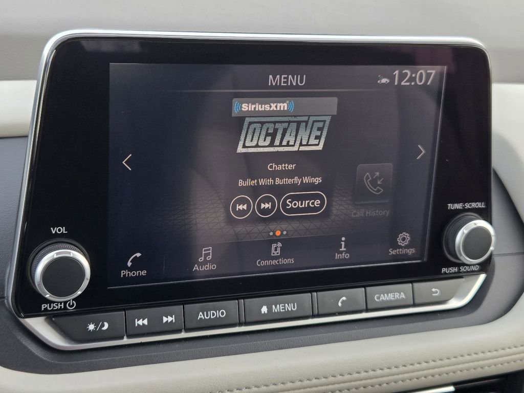 Used 2023 Nissan Rogue SV image 23