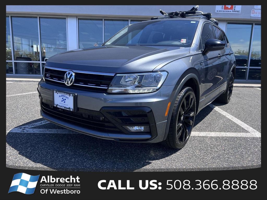 Used 2020 Volkswagen Tiguan SE R-Line AWD/4WD image 1