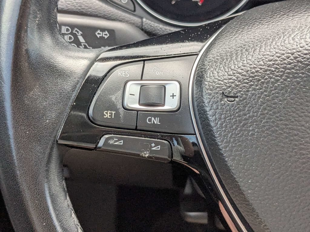 Used 2019 Volkswagen Passat 2.0T Wolfsburg FWD image 26