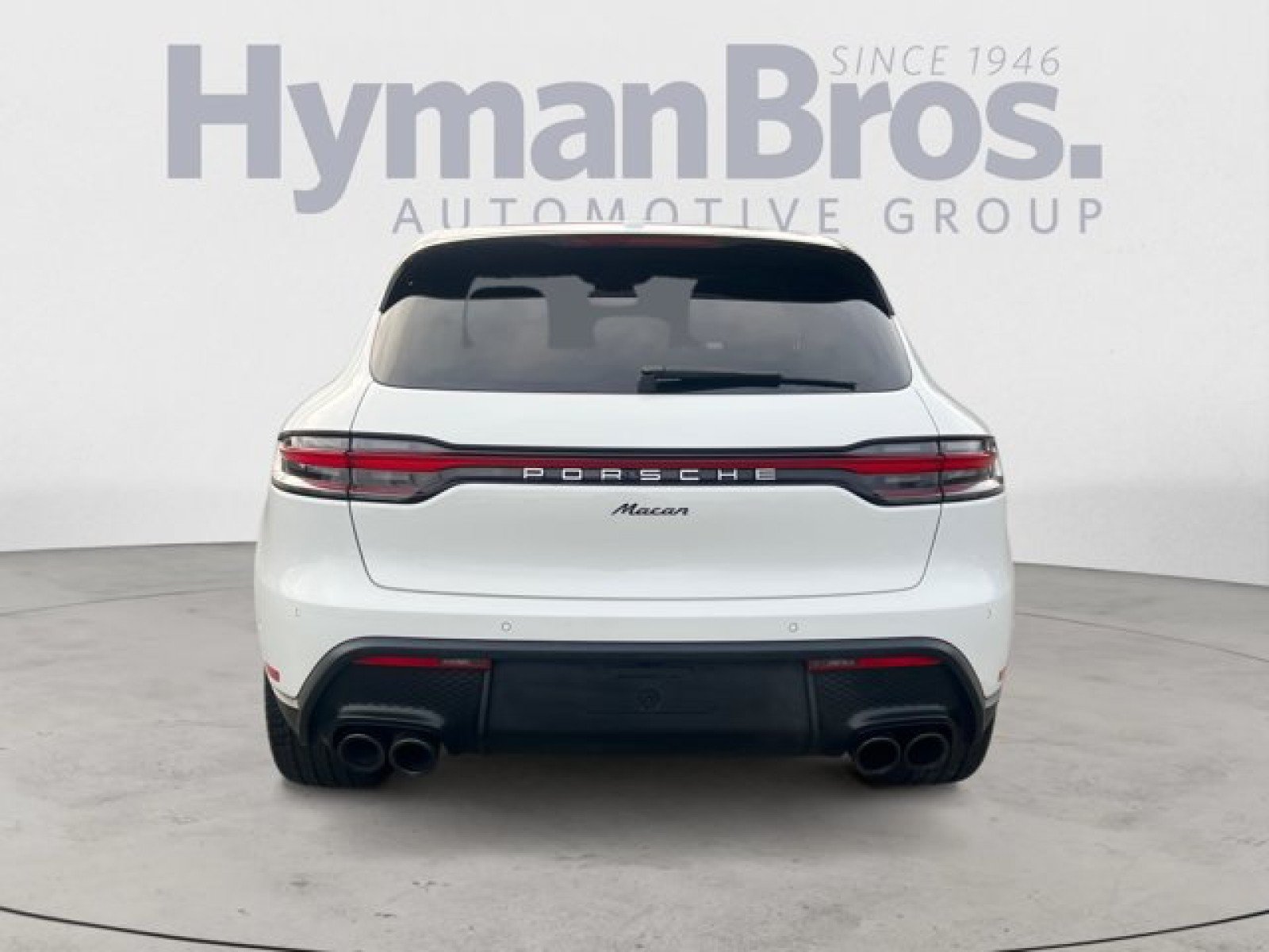 Used 2022 Porsche Macan AWD/4WD image 4