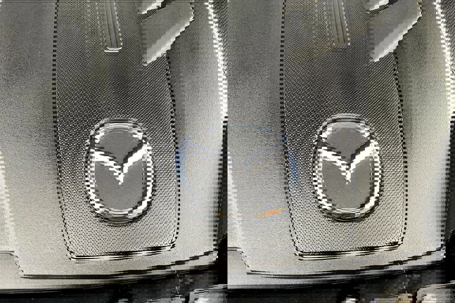 Certified 2025 MAZDA CX-90 3.3 Turbo S w/ Premium Package image 31