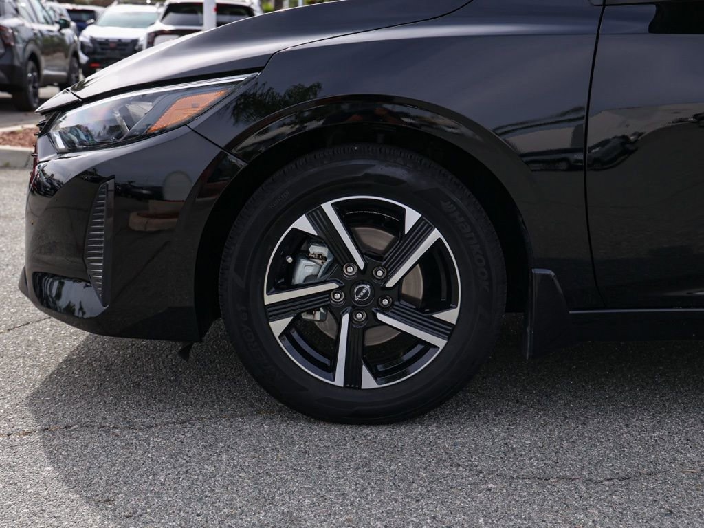 Used 2025 Nissan Sentra SV image 11