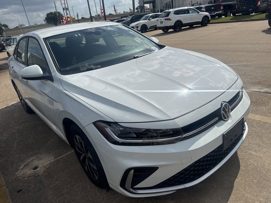Used 2025 Volkswagen Jetta S FWD image 6