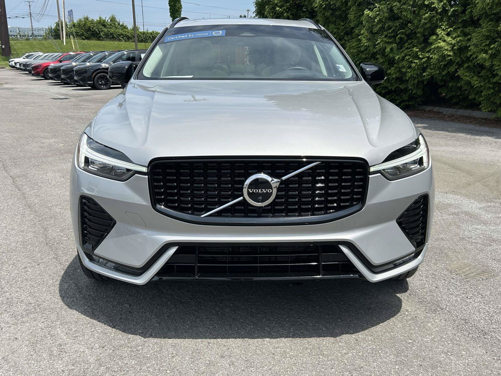 Certified 2025 Volvo XC60 B5 Ultra AWD/4WD image 8