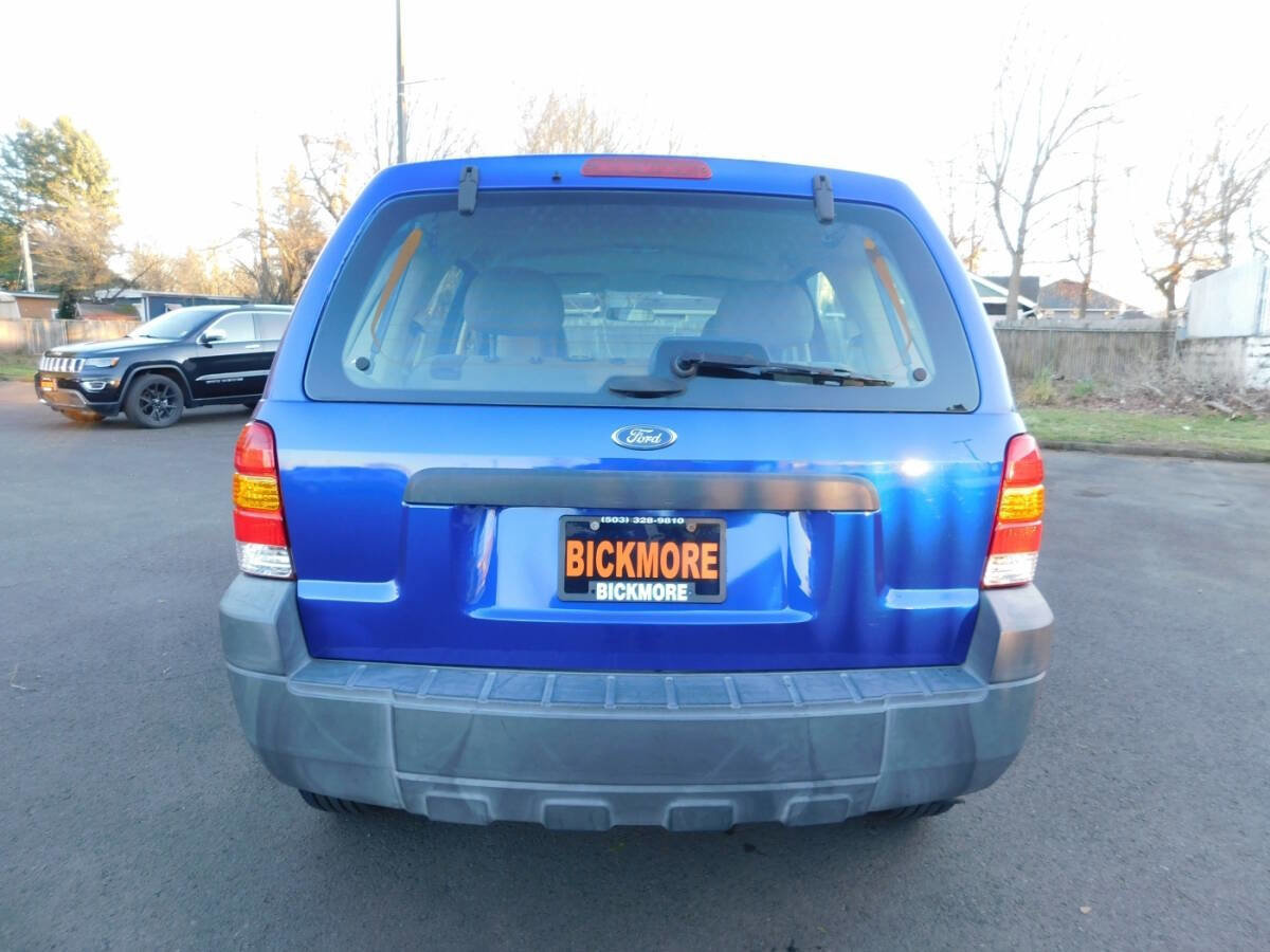 Used 2005 Ford Escape XLS FWD image 14