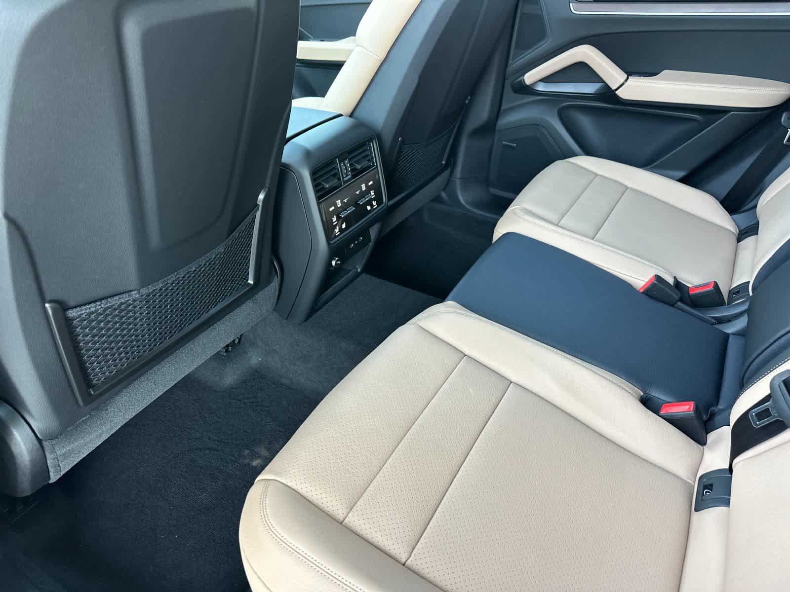 New 2026 Porsche Cayenne AWD/4WD image 13