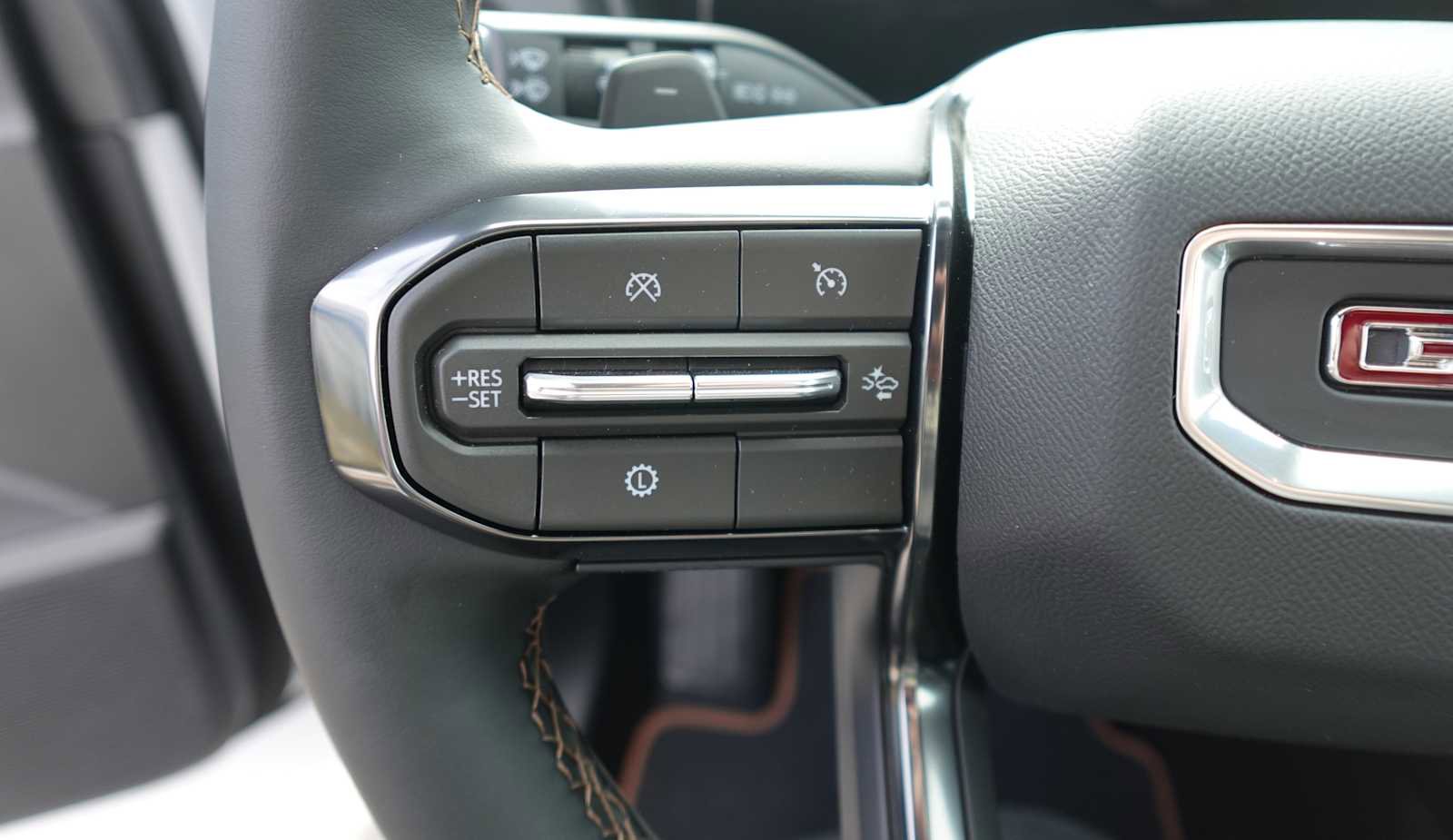 Used 2026 GMC Terrain AT4 w/ Convenience Package III image 15