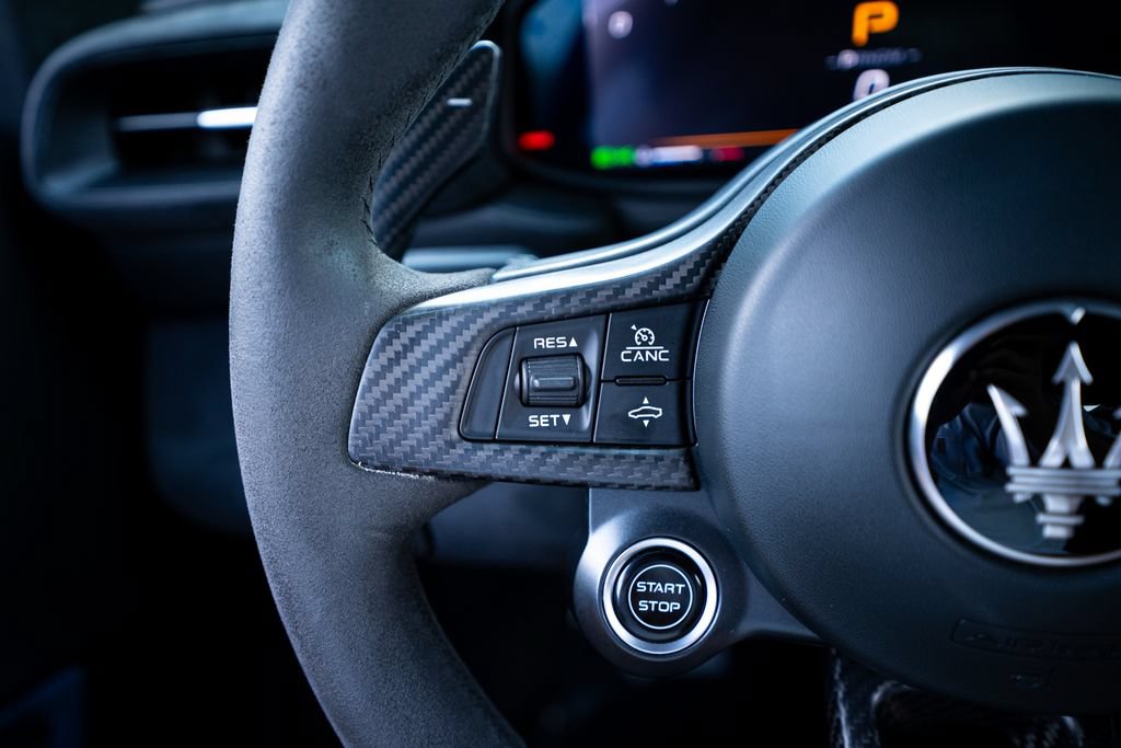 Used 2022 Maserati MC20 Coupe RWD image 34