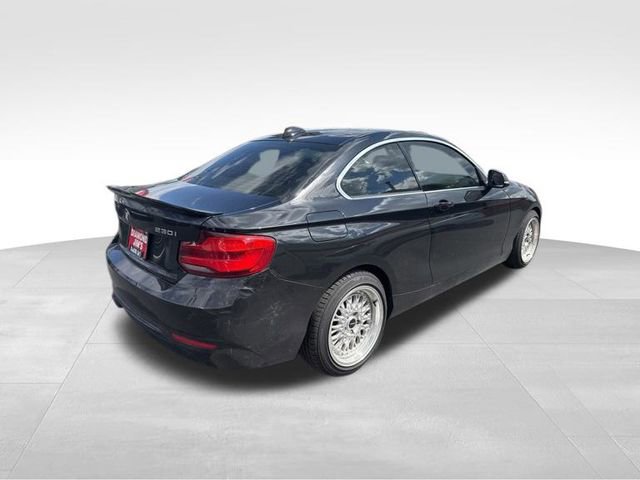 Used 2018 BMW 230i xDrive Coupe AWD/4WD image 3