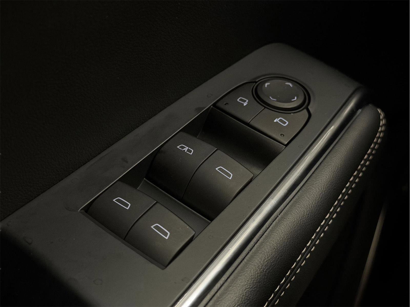 Used 2024 GMC Acadia Elevation image 80