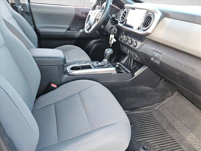 Certified 2020 Toyota Tacoma SR5 AWD/4WD image 18