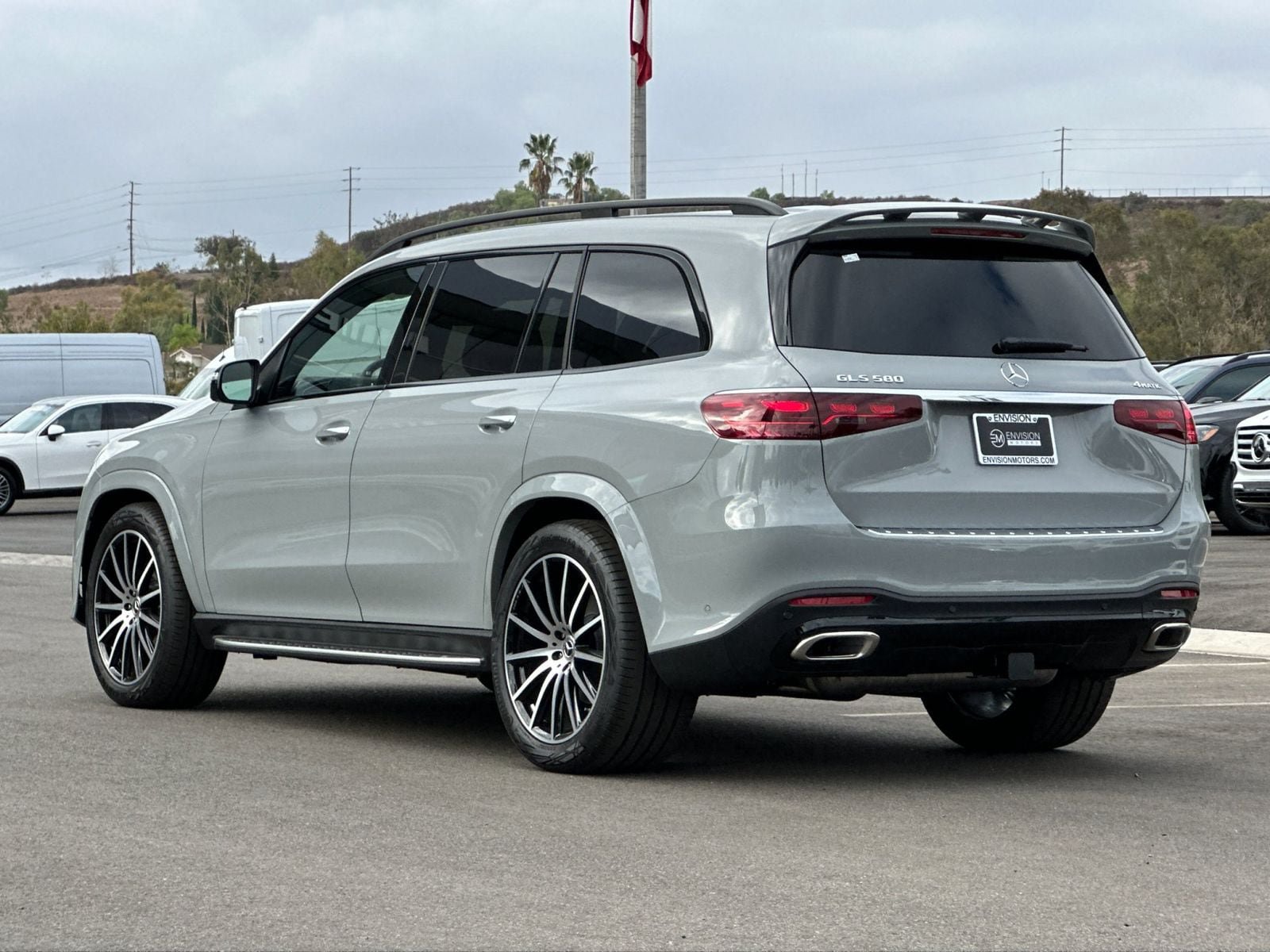 New 2026 Mercedes-Benz GLS 580 4MATIC image 5