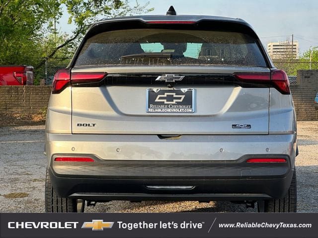 New 2027 Chevrolet Bolt LT image 5