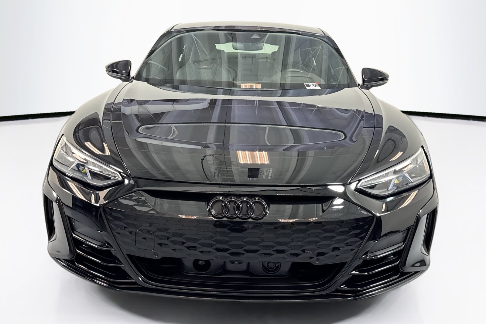 Used 2023 Audi RS e-tron GT w/ Carbon Performance Package AWD/4WD image 2