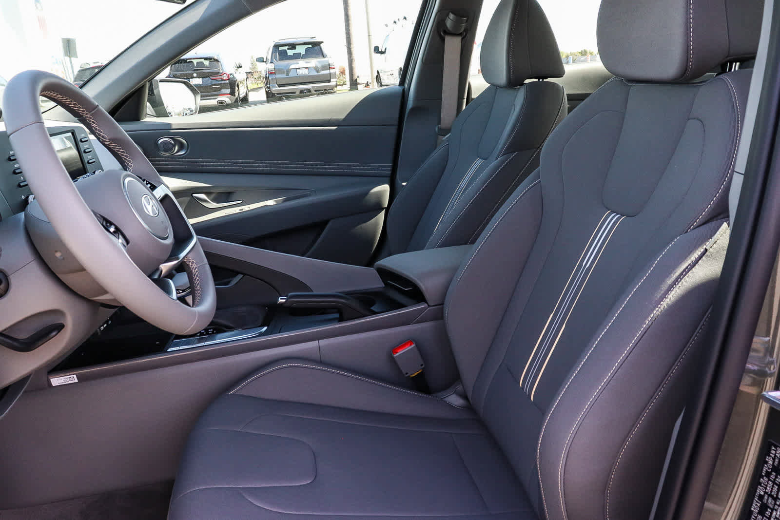 New 2026 Hyundai Elantra Sport FWD image 25