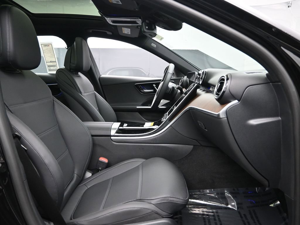 New 2025 Mercedes-Benz C 300 4MATIC Sedan image 27