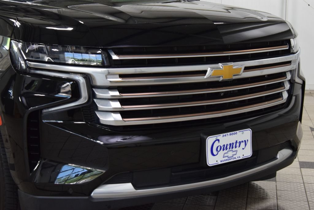 Used 2022 Chevrolet Tahoe High Country AWD/4WD image 13