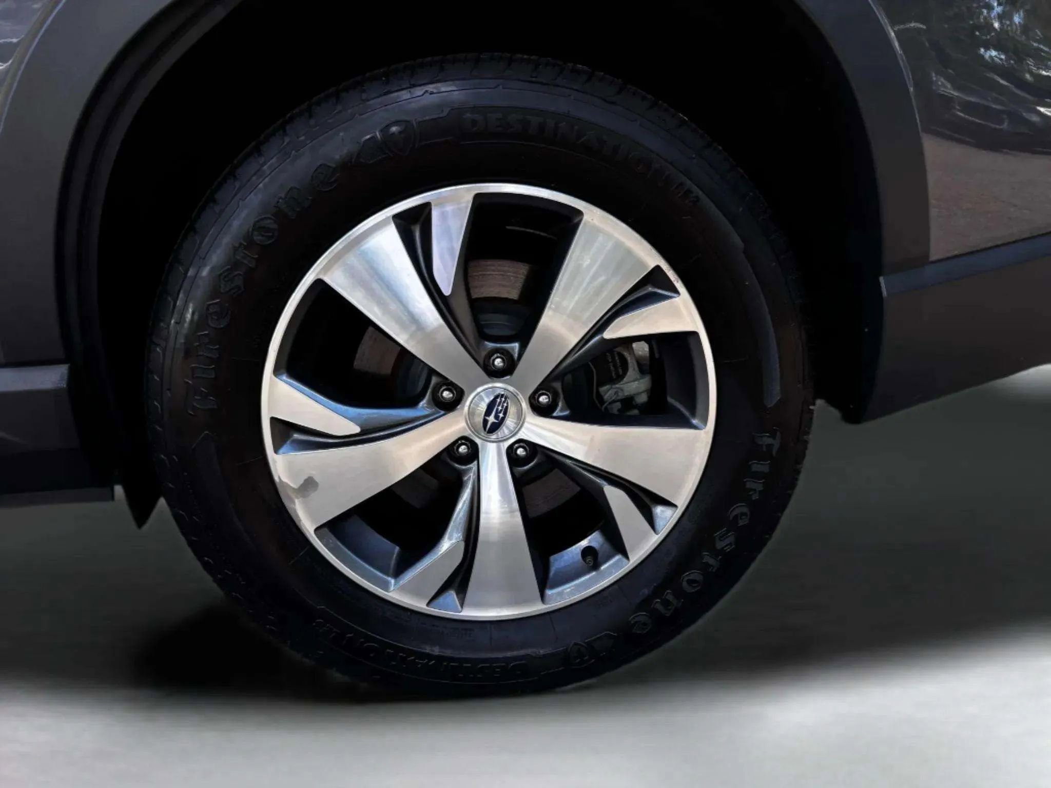 Used 2022 Subaru Ascent Premium image 39