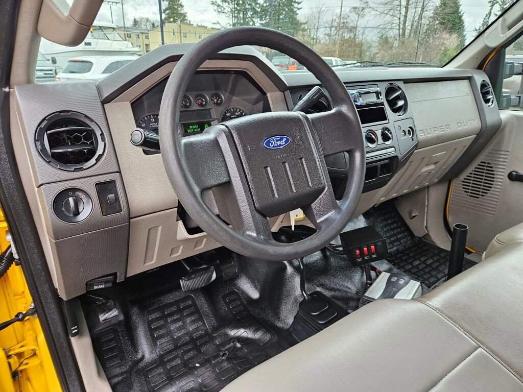 Used 2008 Ford F350 XL image 12