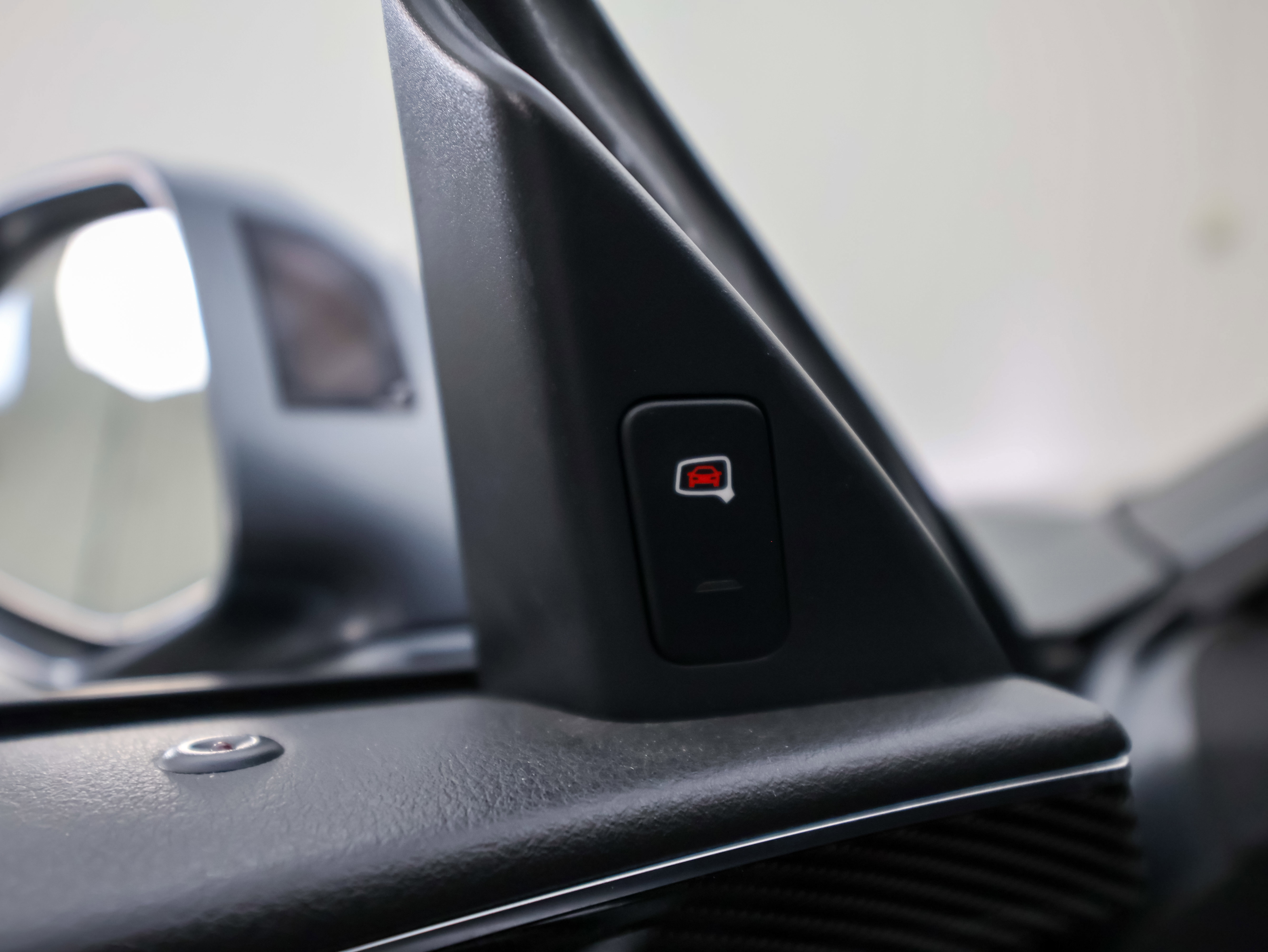 Used 2015 Audi RS 7 Prestige w/ Dynamic Package image 21