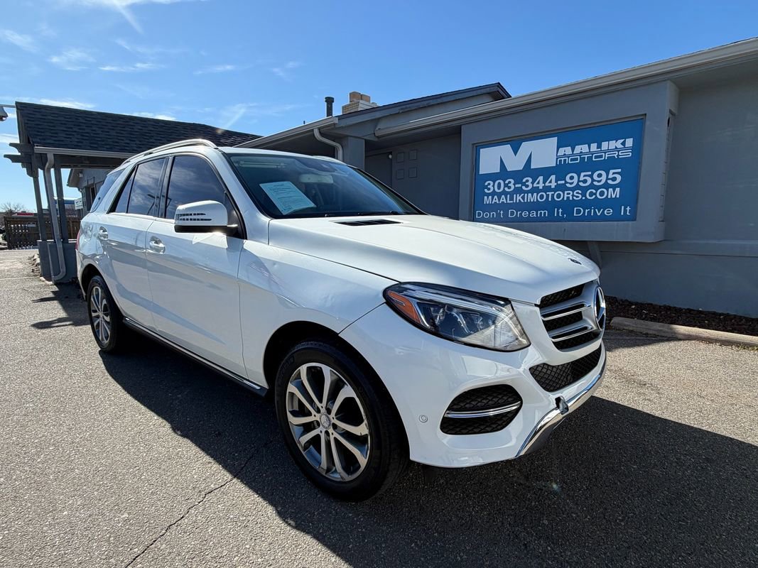 Used 2017 Mercedes-Benz GLE 350 4MATIC w/ Premium 2 Package image 1