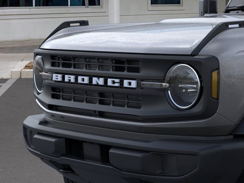 New 2025 Ford Bronco 4-Door image 19