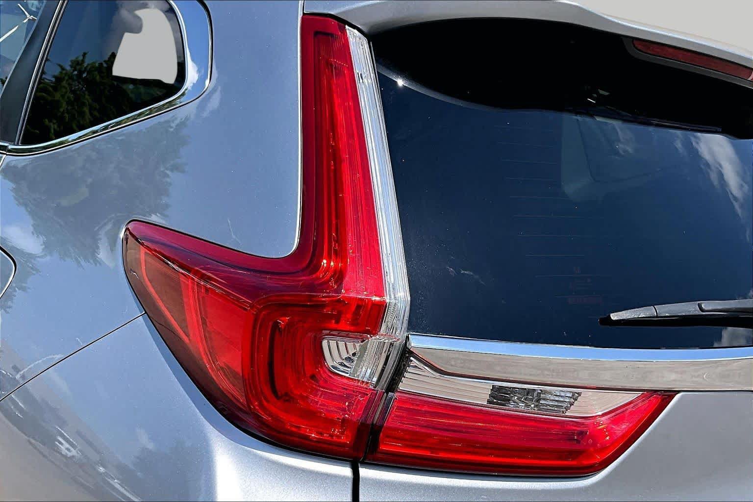Used 2017 Honda CR-V Touring image 27