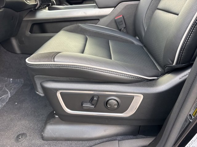 New 2026 RAM 1500 Laramie w/ Night Edition image 10