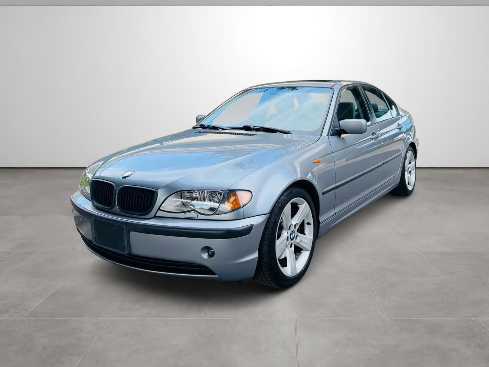 Used 2005 BMW 325i Sedan RWD image 1