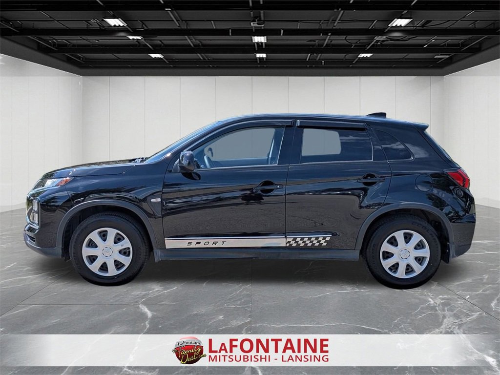 Used 2024 Mitsubishi Outlander Sport ES image 2