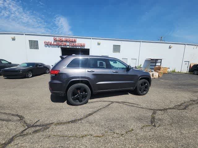 Used 2015 Jeep Grand Cherokee Altitude AWD/4WD image 12