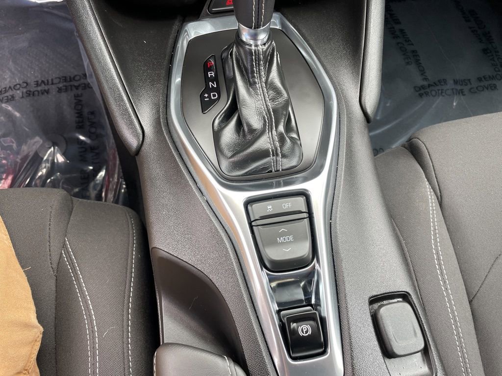 Used 2018 Chevrolet Camaro LT w/ Technology Package RWD image 12
